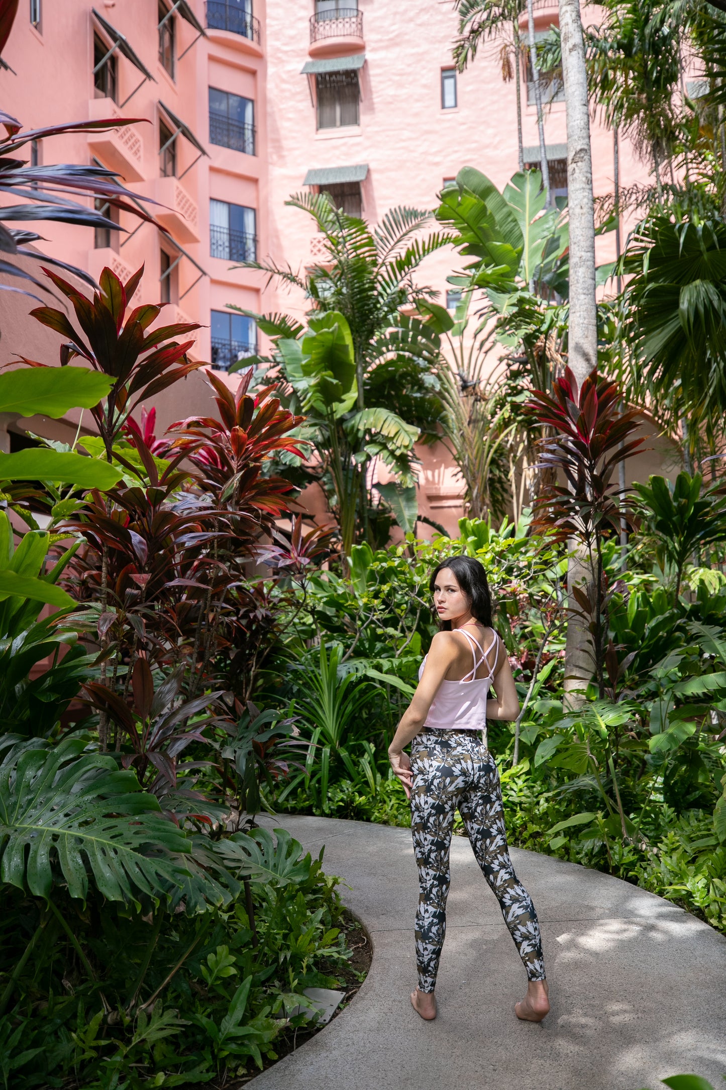 Black x Brown Flowers Leggings