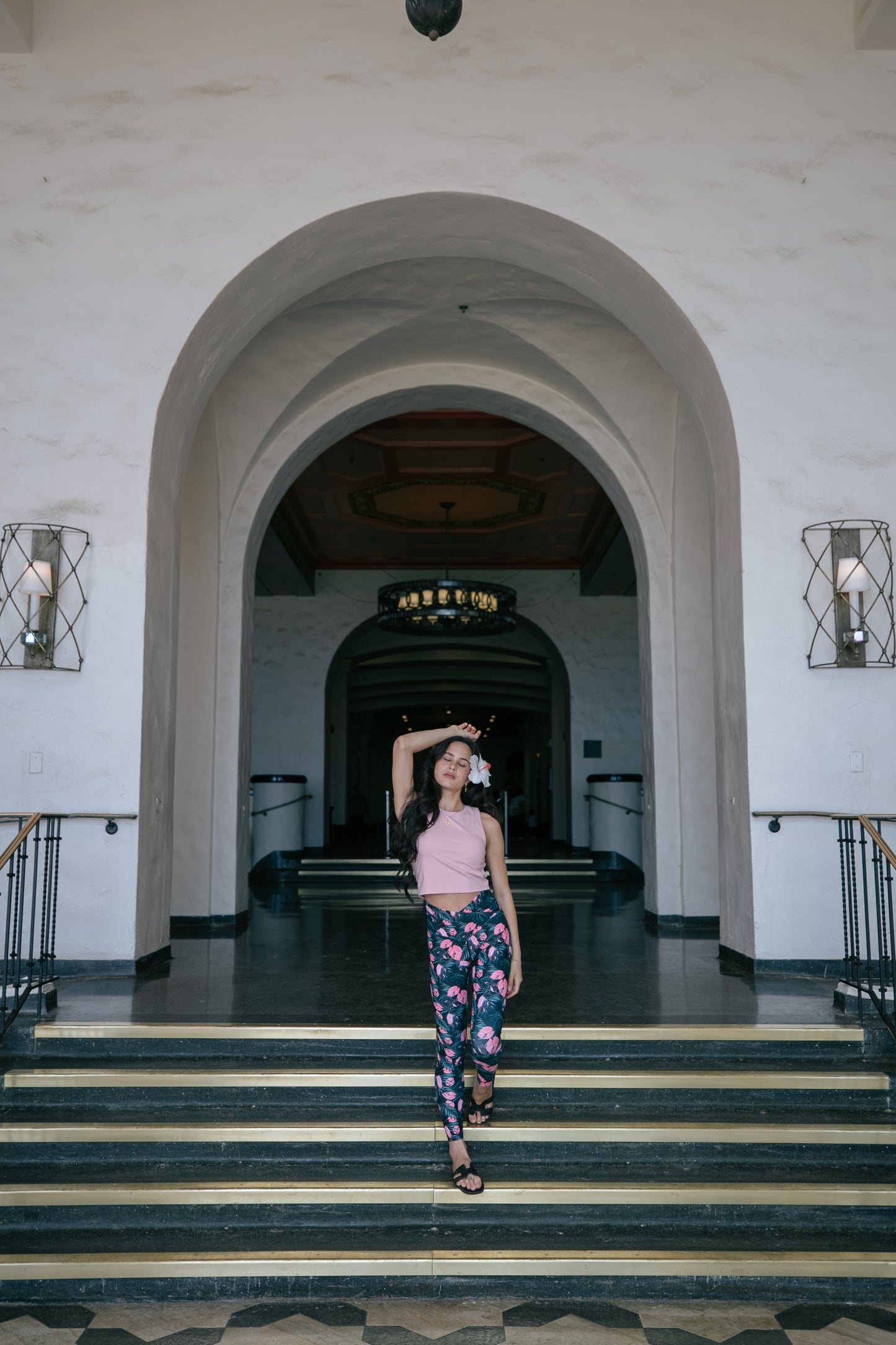 Black x Pink Flowers Leggings