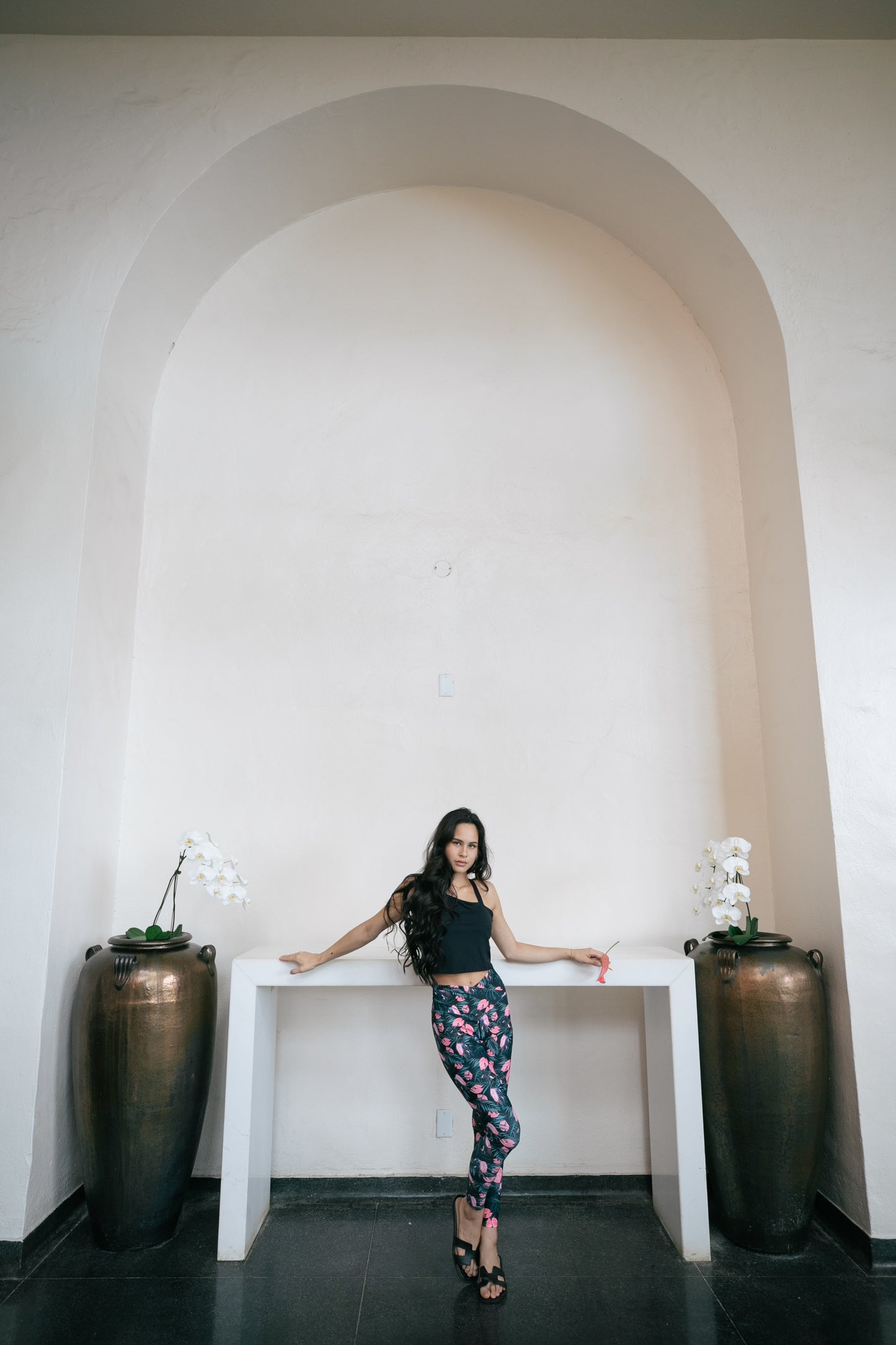 Black x Pink Flowers Leggings