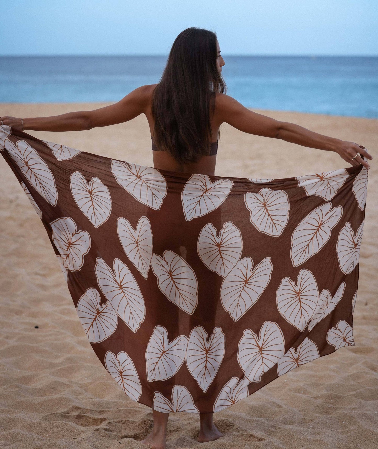 Tag Aloha Co. - Coco Kalo Pareo: 67 x 43 in