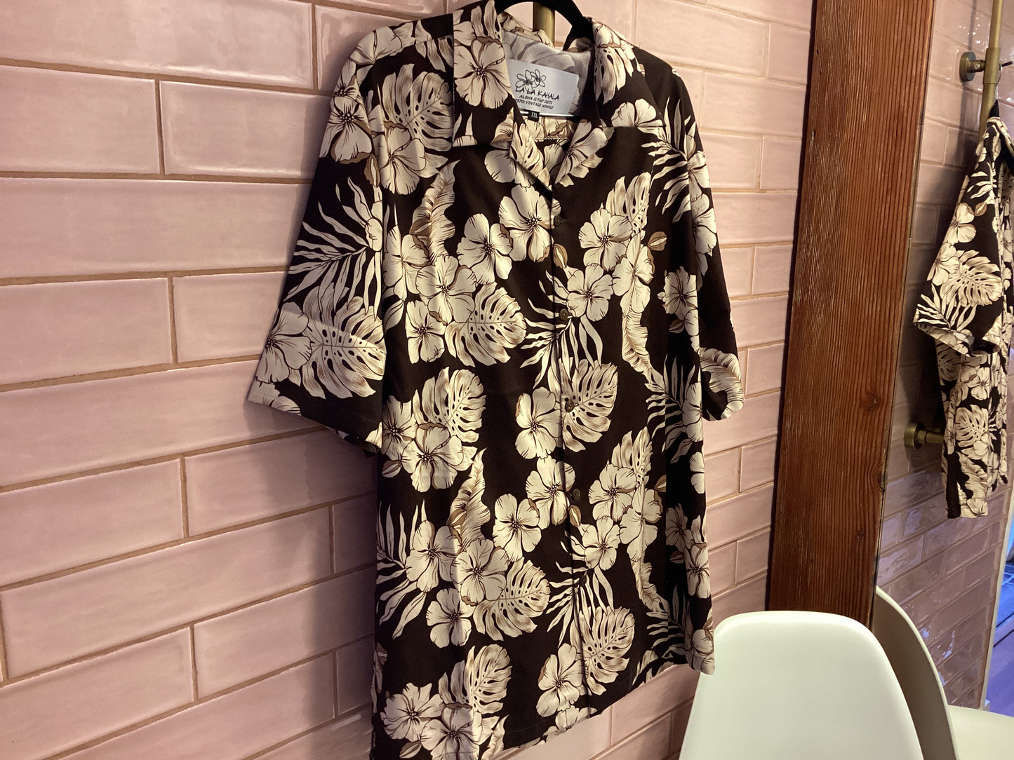 LALA KAHALA (40-years-old vintage fabric)