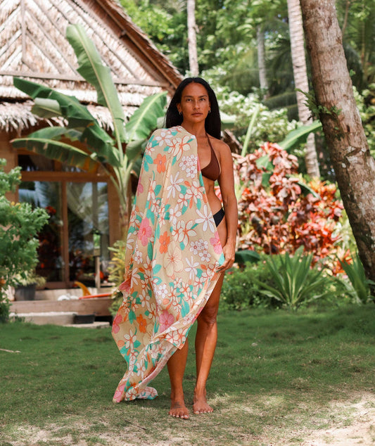 Tag Aloha Co. - Kailua Blooms Pareo: 67 x 43 in
