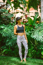 Load image into Gallery viewer, Pink Leopard Leggings
