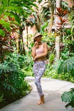 Load image into Gallery viewer, Pink Leopard Leggings
