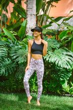 Load image into Gallery viewer, Pink Leopard Leggings
